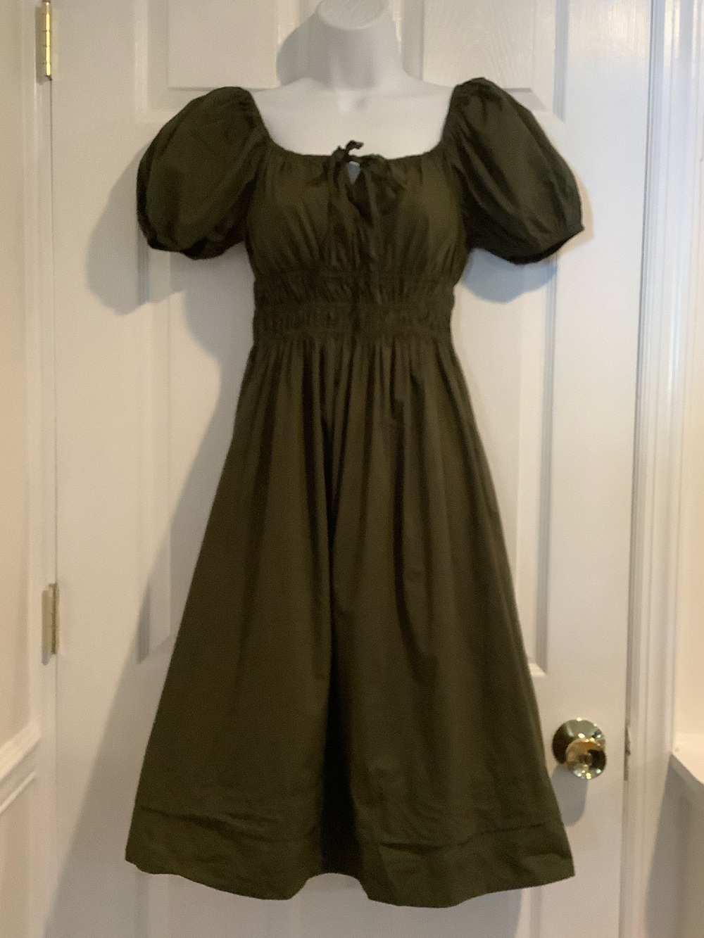 ESTELLINA 100% Cotton Olive Green Smocked Puff Sleeve Euro Fall Midi Dress S